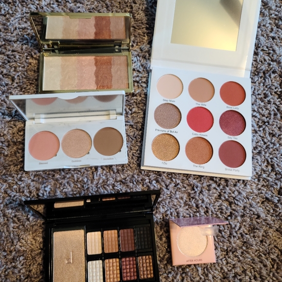 Large makeup bundle - Picture 6 of 6